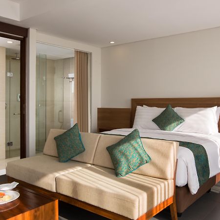 Paragon Hotel Seminyak Екстер'єр фото